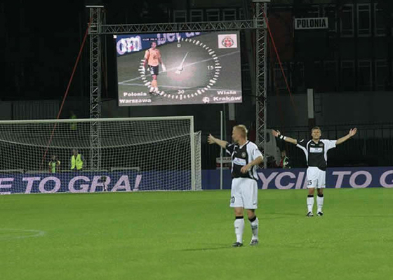 La haute les écrans virtuels P16 256x128mm du stade de football LED de l'IMMERSION 2R1G1B Digital de vitesse de régénération